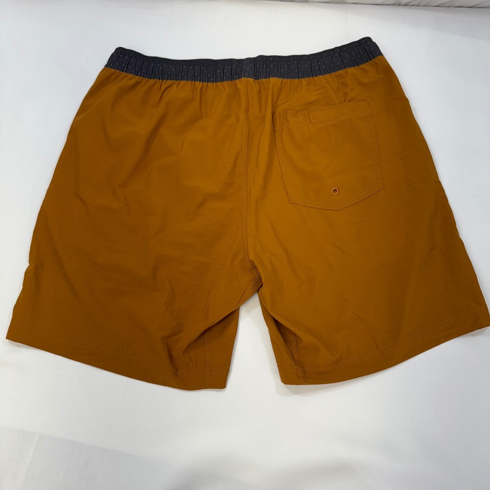 NWOT Vuori Banks Shorts Mens XL Burnt Orange Dark Ochre Athletic Gym Swim V302 - Picture 2 of 12